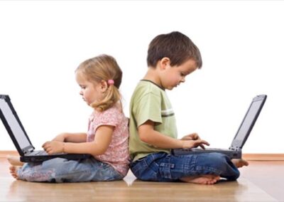 Start talking: Real communication in a virtual world